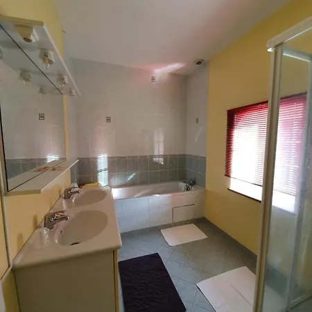 Apartment De Line Marvie *